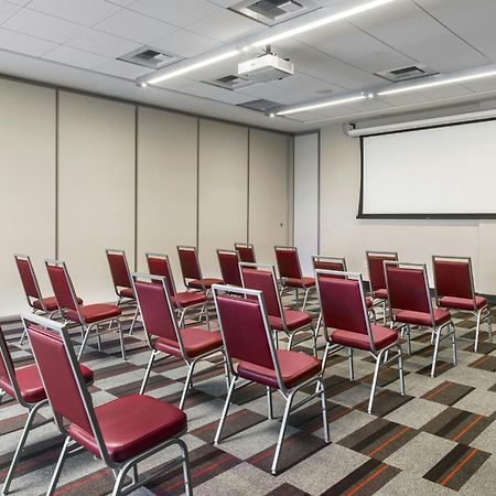 Four Points By Sheraton At Phoenix Mesa Gateway Airport Екстериор снимка