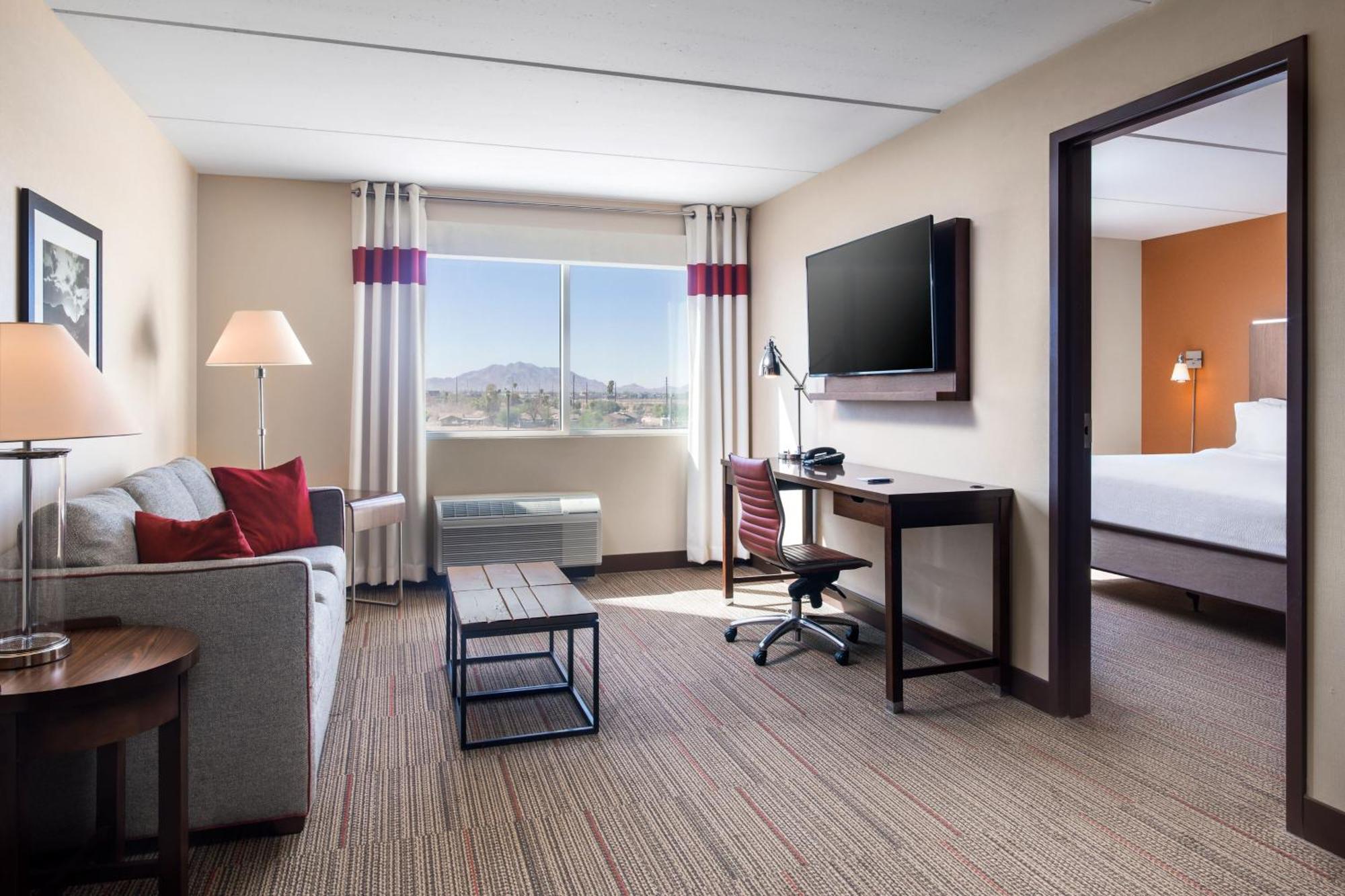Four Points By Sheraton At Phoenix Mesa Gateway Airport Екстериор снимка