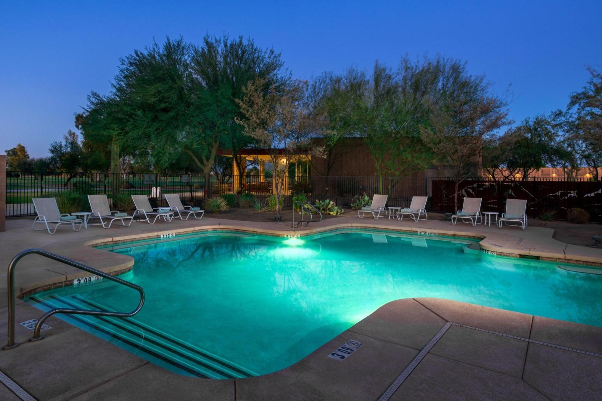 Four Points By Sheraton At Phoenix Mesa Gateway Airport Екстериор снимка