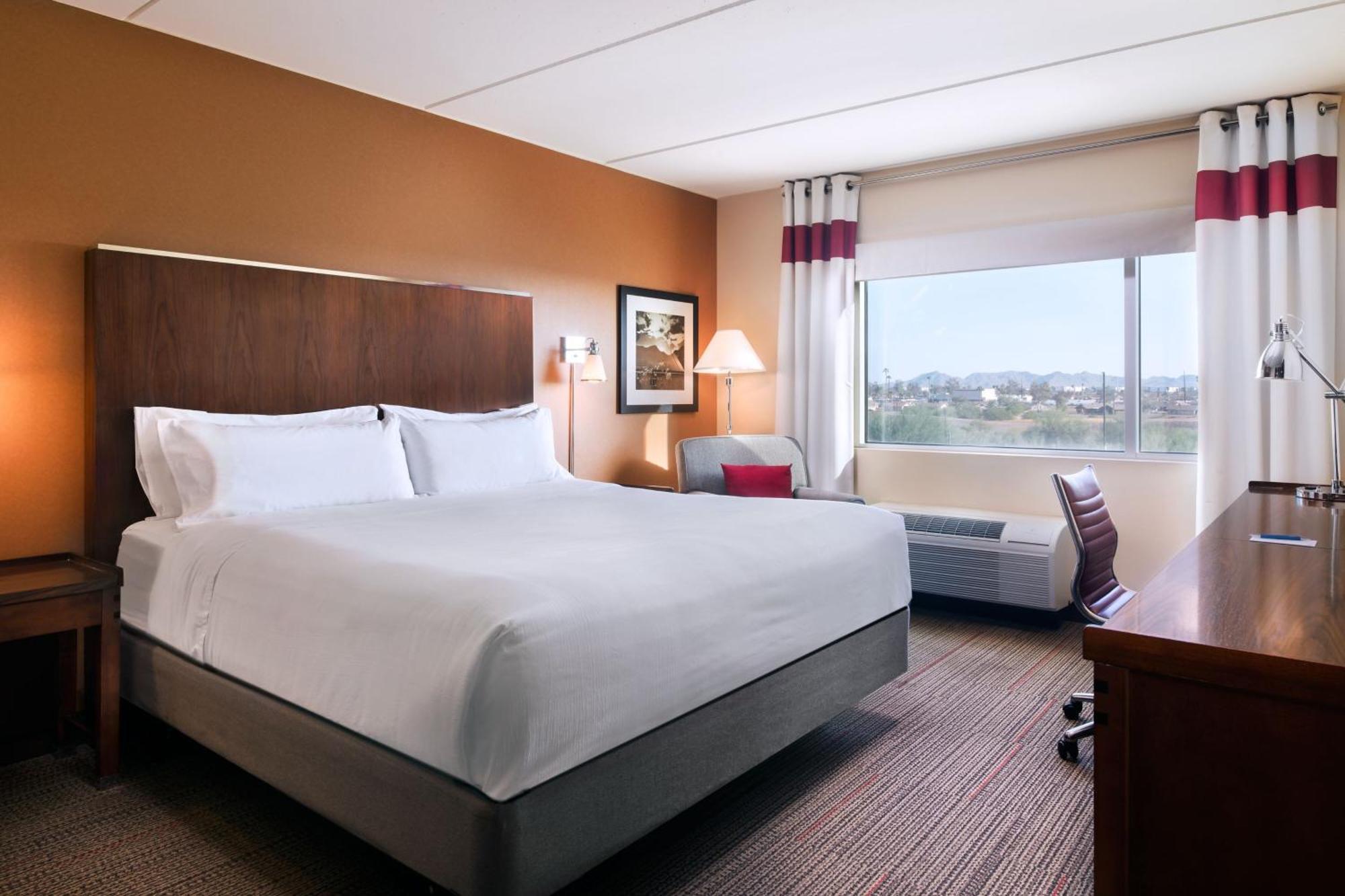 Four Points By Sheraton At Phoenix Mesa Gateway Airport Екстериор снимка